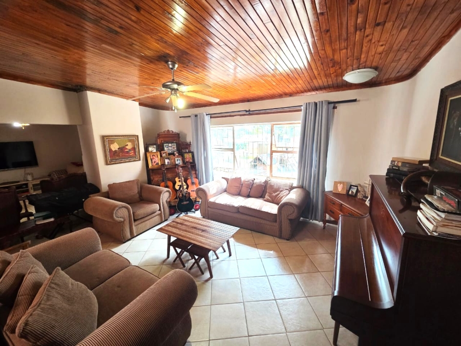 8 Bedroom Property for Sale in Wonderboom Gauteng