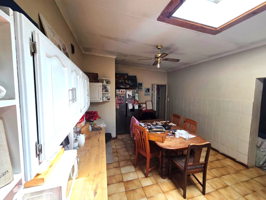 8 Bedroom Property for Sale in Wonderboom Gauteng