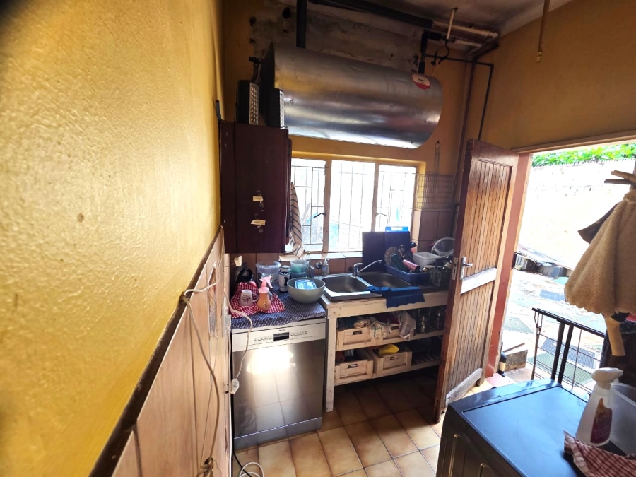 8 Bedroom Property for Sale in Wonderboom Gauteng