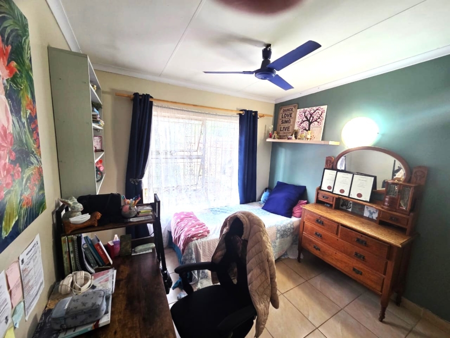 8 Bedroom Property for Sale in Wonderboom Gauteng