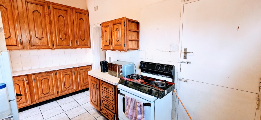 2 Bedroom Property for Sale in Three Rivers Proper Gauteng