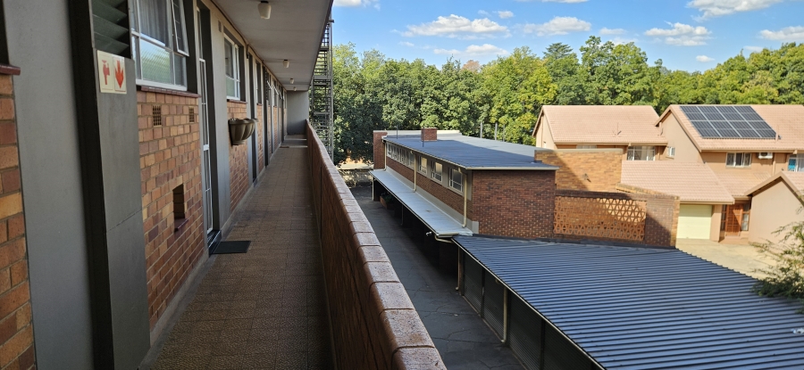 2 Bedroom Property for Sale in Three Rivers Proper Gauteng