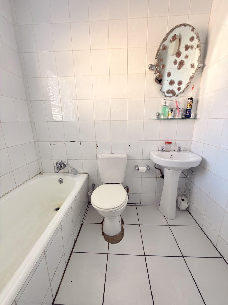 3 Bedroom Property for Sale in Edleen Gauteng