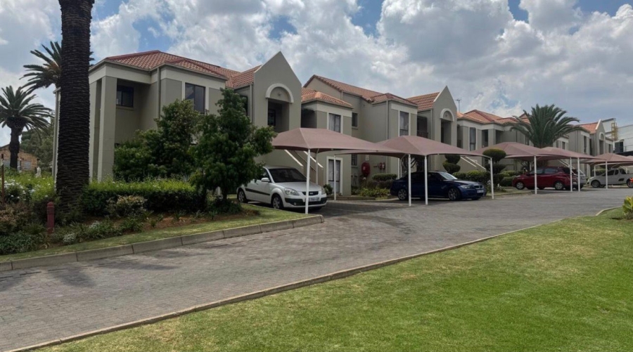 2 Bedroom Property for Sale in Oakdene Gauteng