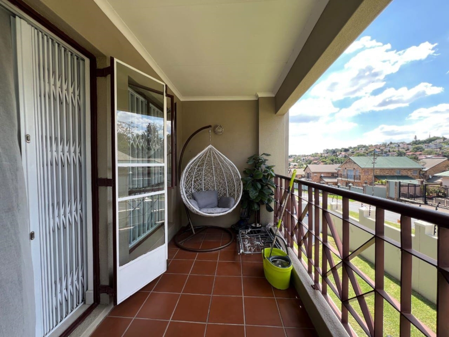 2 Bedroom Property for Sale in Oakdene Gauteng
