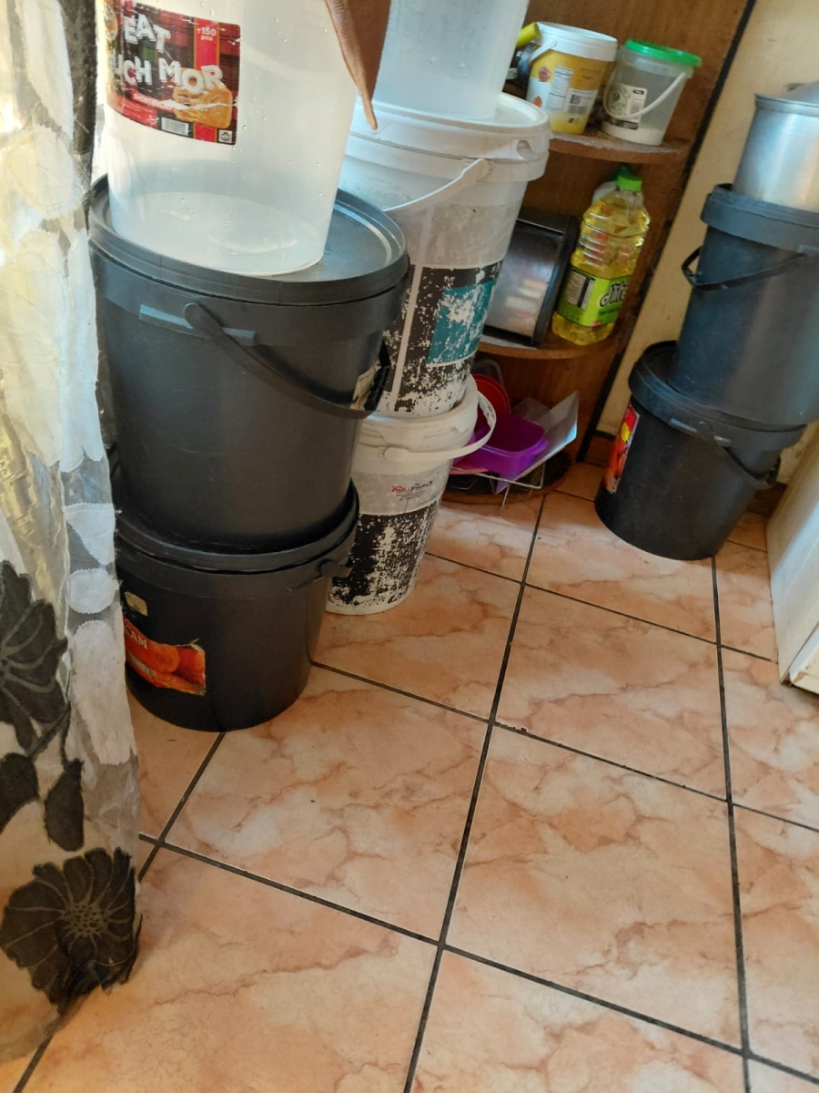 7 Bedroom Property for Sale in Actonville Gauteng