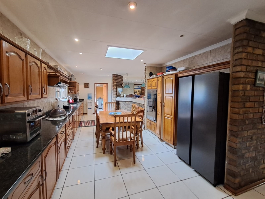 4 Bedroom Property for Sale in Sunward Park Gauteng