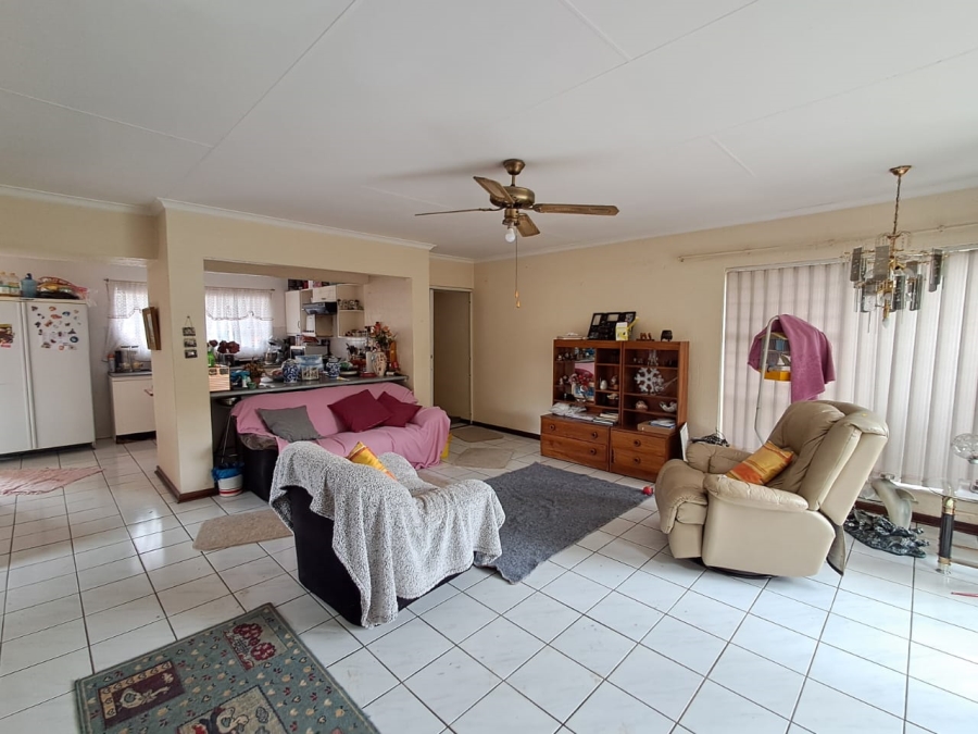 3 Bedroom Property for Sale in Sunward Park Gauteng