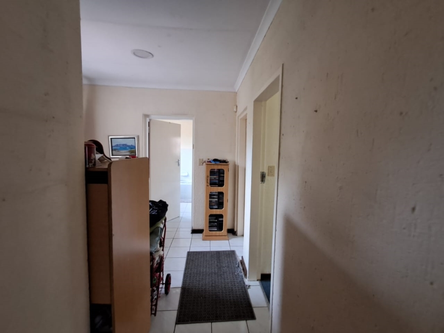 3 Bedroom Property for Sale in Sunward Park Gauteng