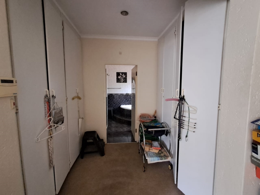 3 Bedroom Property for Sale in Sunward Park Gauteng
