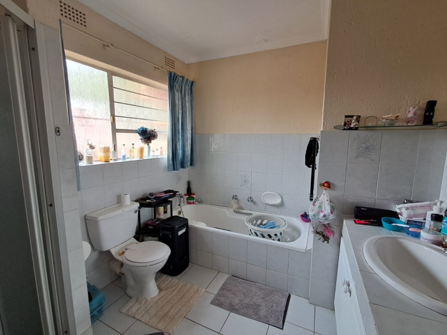 3 Bedroom Property for Sale in Sunward Park Gauteng