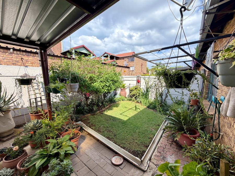 2 Bedroom Property for Sale in Moregloed Gauteng