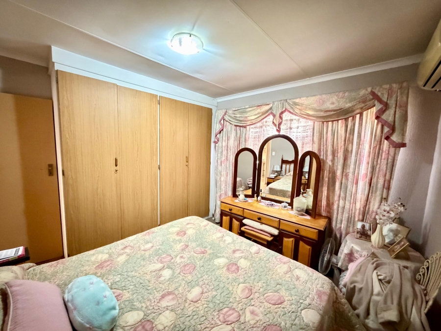 2 Bedroom Property for Sale in Moregloed Gauteng