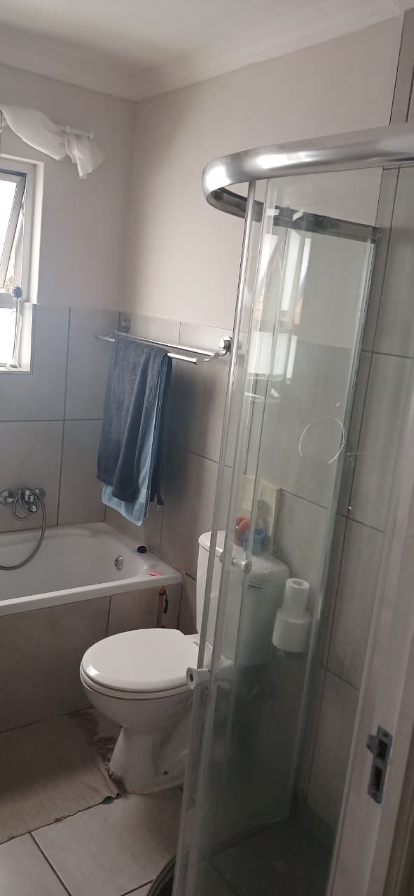 2 Bedroom Property for Sale in Montana Gauteng