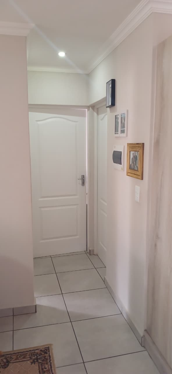 2 Bedroom Property for Sale in Montana Gauteng