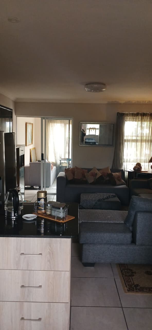 2 Bedroom Property for Sale in Montana Gauteng