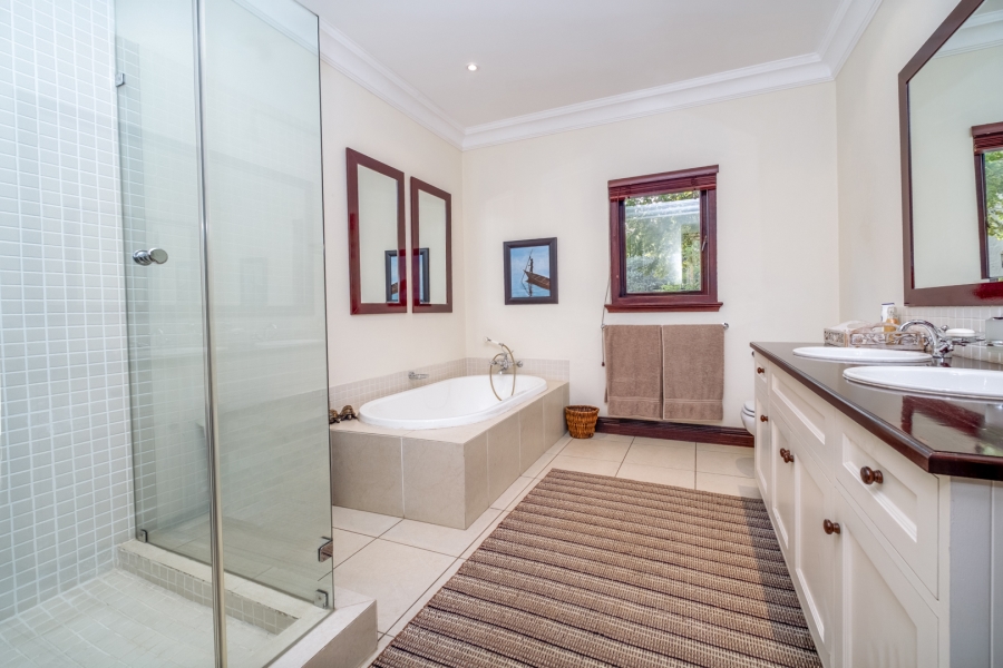 5 Bedroom Property for Sale in Bryanston Gauteng