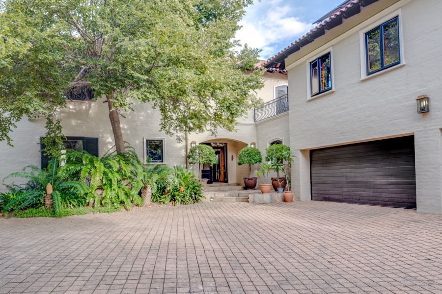 5 Bedroom Property for Sale in Bryanston Gauteng