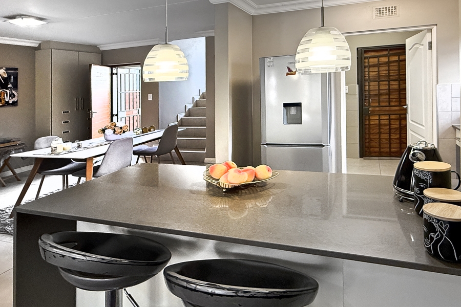 3 Bedroom Property for Sale in Kyalami Hills Gauteng