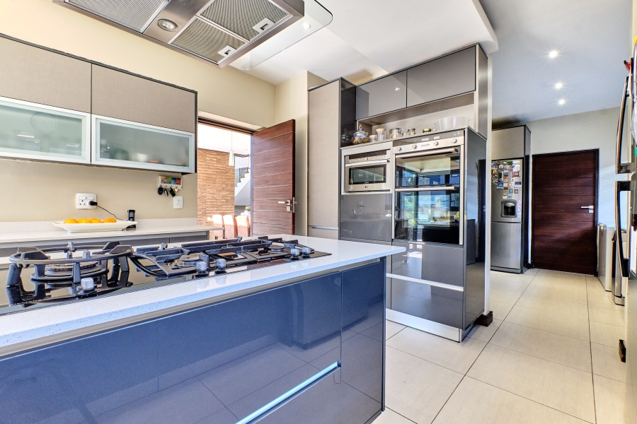 4 Bedroom Property for Sale in Waterfall Country Village Gauteng