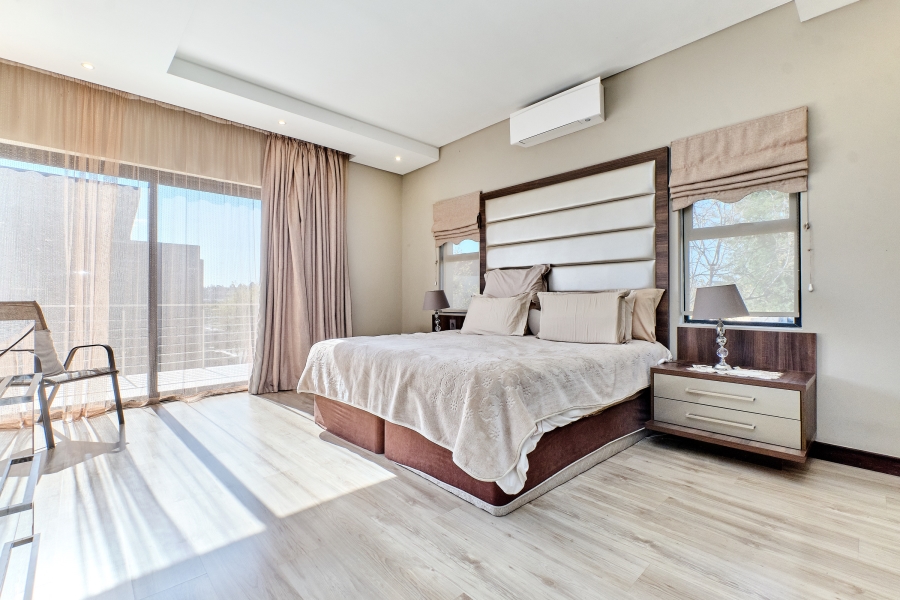 4 Bedroom Property for Sale in Waterfall Country Village Gauteng