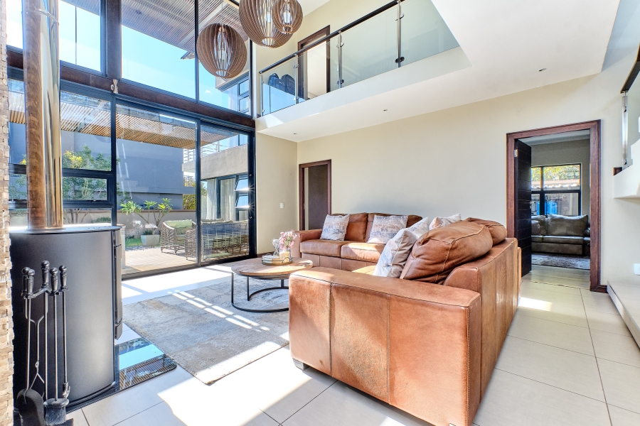 4 Bedroom Property for Sale in Waterfall Country Village Gauteng