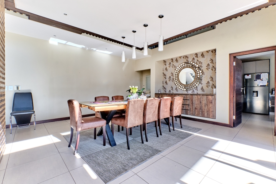 4 Bedroom Property for Sale in Waterfall Country Village Gauteng