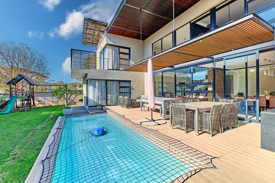 4 Bedroom Property for Sale in Waterfall Country Village Gauteng