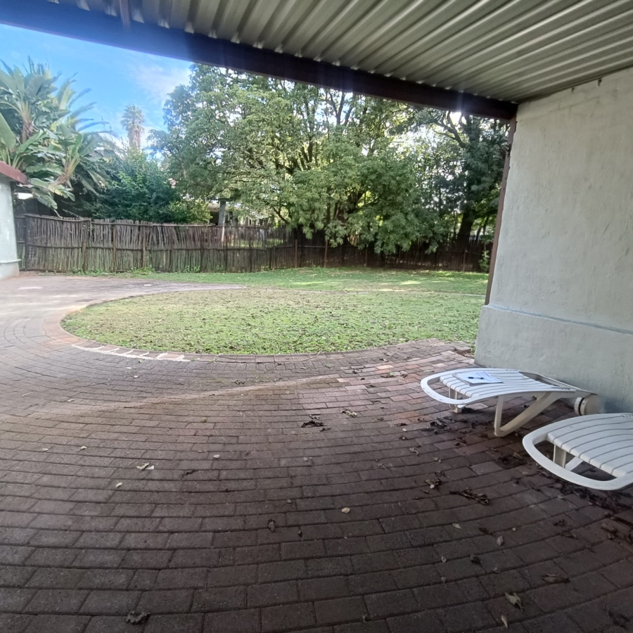 1 Bedroom Property for Sale in Victory Park Gauteng