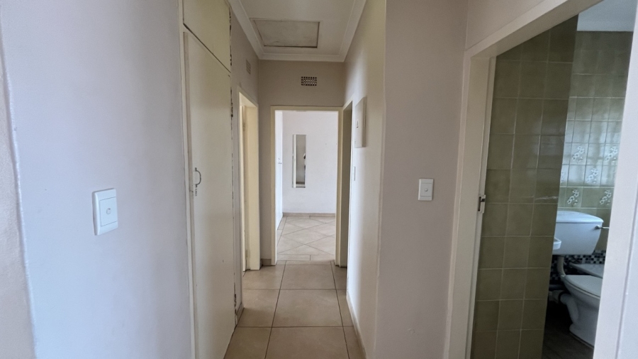 2 Bedroom Property for Sale in Brackendowns Gauteng