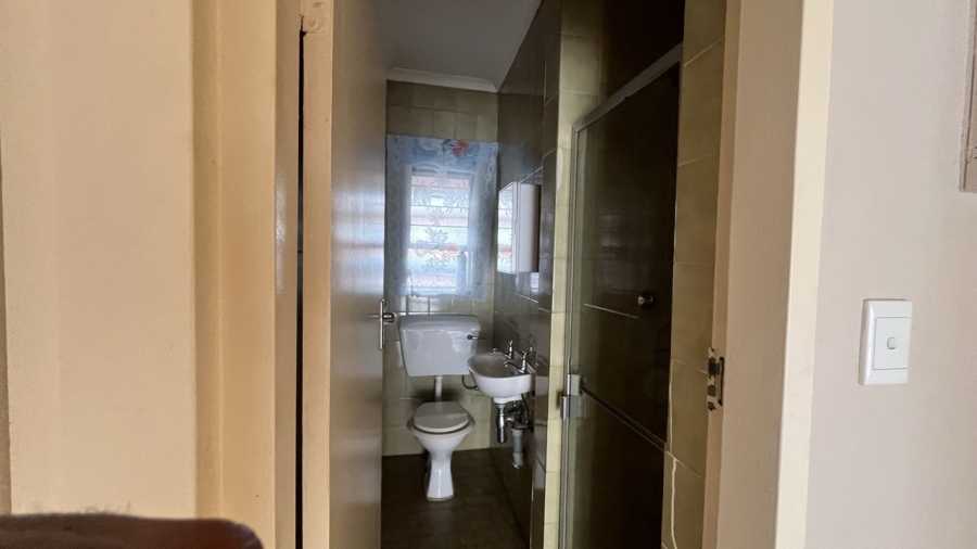 2 Bedroom Property for Sale in Brackendowns Gauteng