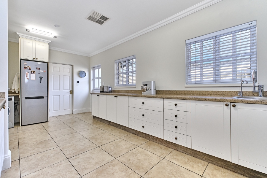 2 Bedroom Property for Sale in Waterfall Valley Mature Lifestyle Estate Gauteng