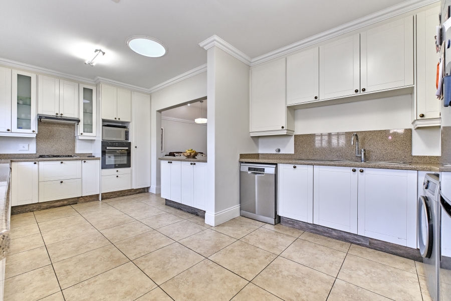 2 Bedroom Property for Sale in Waterfall Valley Mature Lifestyle Estate Gauteng