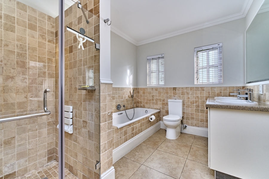 2 Bedroom Property for Sale in Waterfall Valley Mature Lifestyle Estate Gauteng