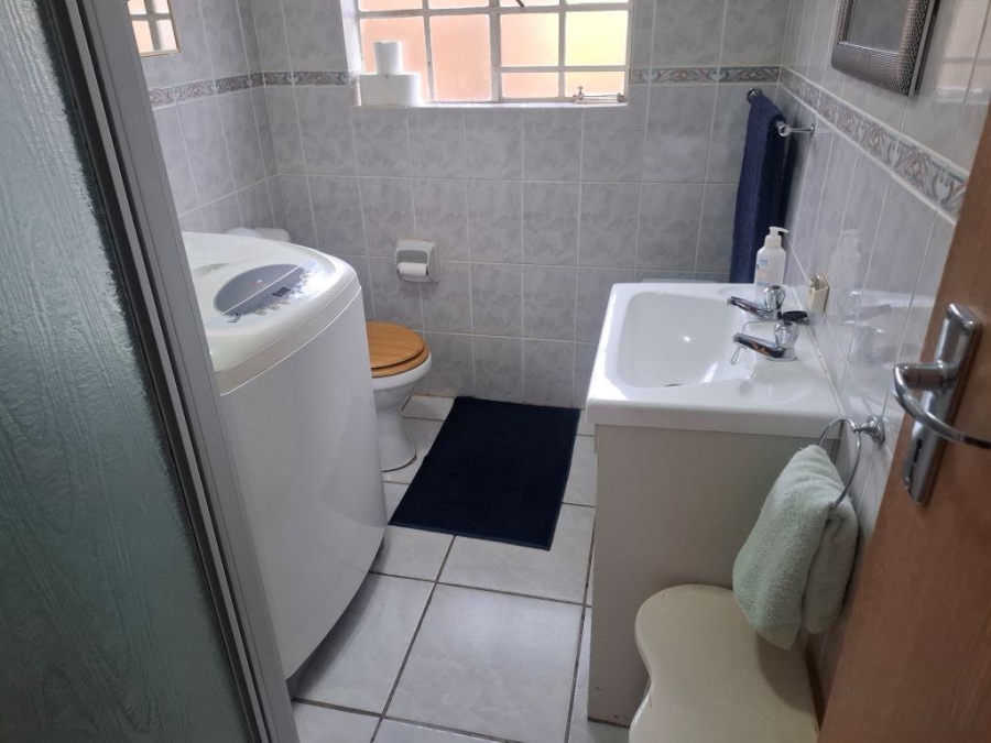 3 Bedroom Property for Sale in Noordheuwel Gauteng