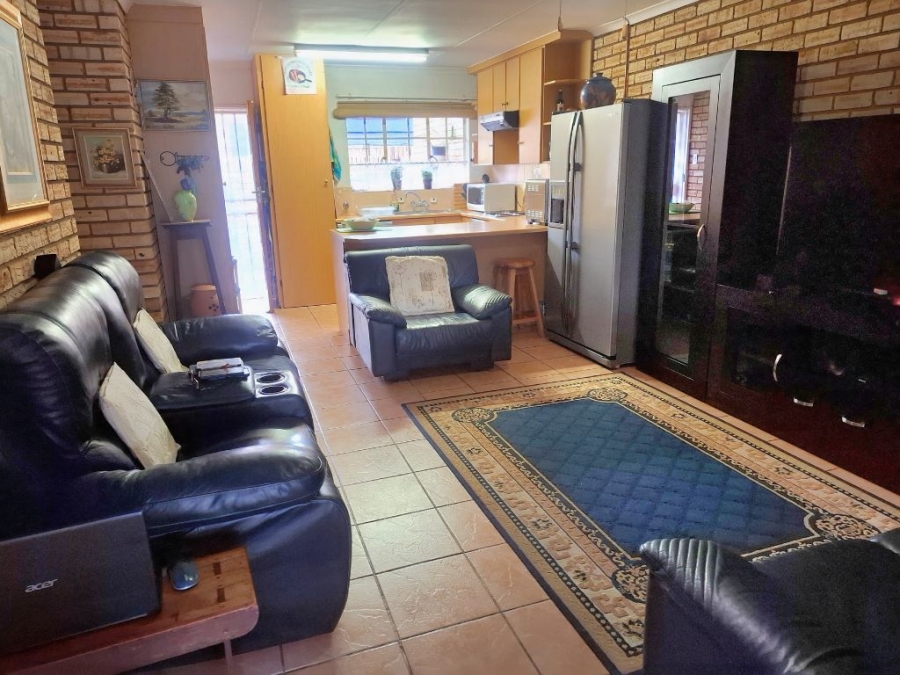 3 Bedroom Property for Sale in Noordheuwel Gauteng