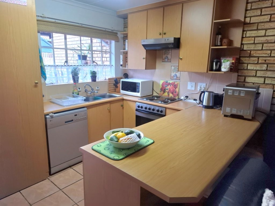 3 Bedroom Property for Sale in Noordheuwel Gauteng