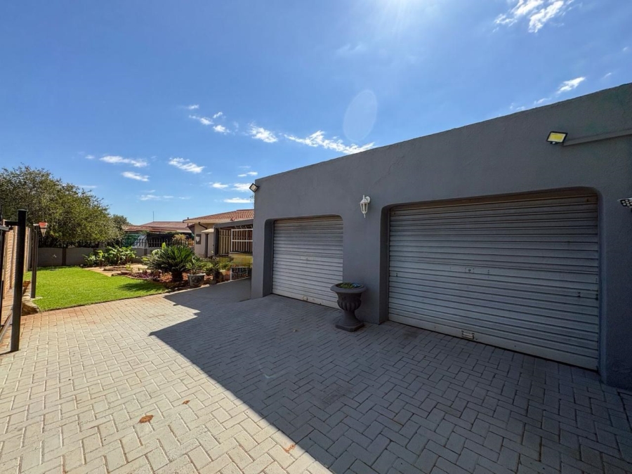3 Bedroom Property for Sale in Minnebron Gauteng