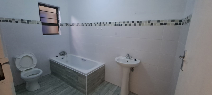 1 Bedroom Property for Sale in Parkrand Gauteng