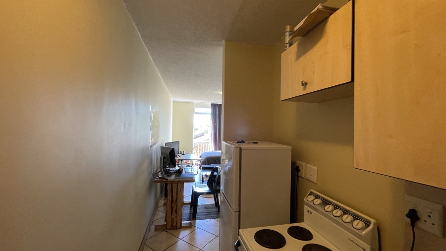 1 Bedroom Property for Sale in Hatfield Gauteng