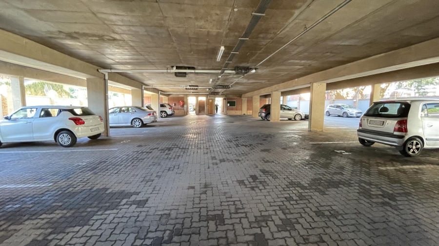 1 Bedroom Property for Sale in Hatfield Gauteng