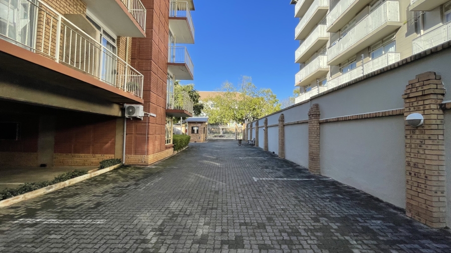 1 Bedroom Property for Sale in Hatfield Gauteng