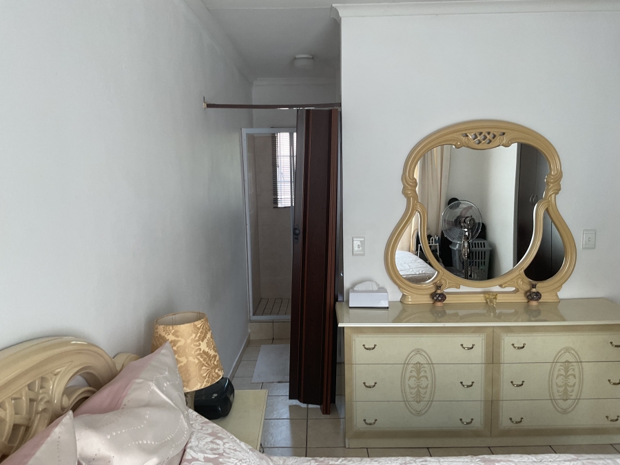 3 Bedroom Property for Sale in Kosmosdal Gauteng