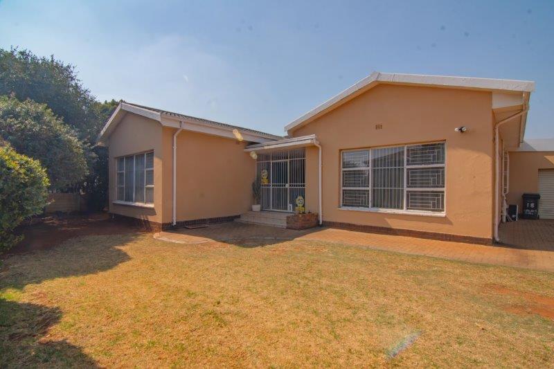 3 Bedroom Property for Sale in Dalview Gauteng