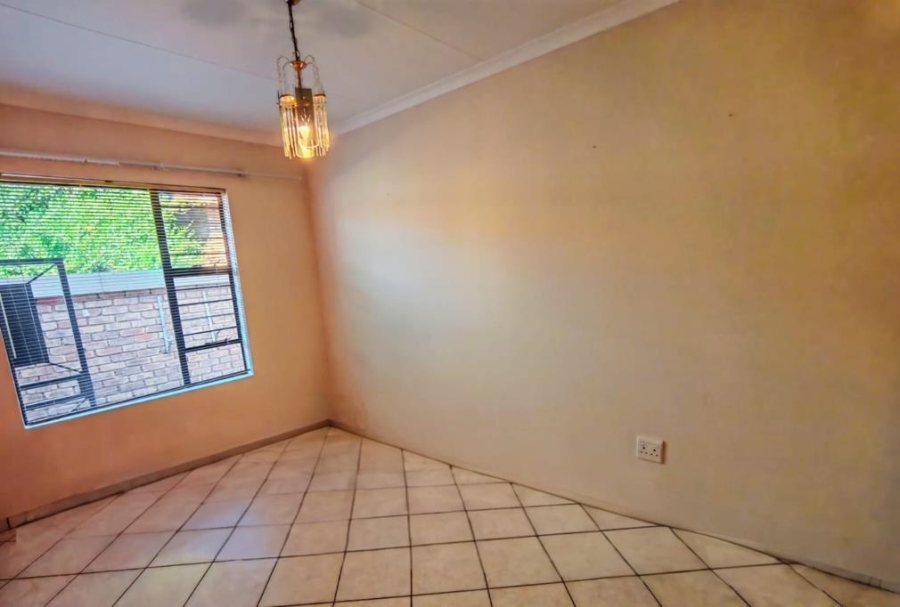 3 Bedroom Property for Sale in Lambton Gauteng