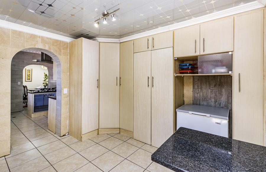3 Bedroom Property for Sale in Mindalore Gauteng