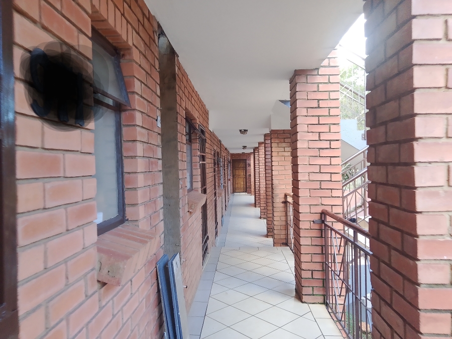 1 Bedroom Property for Sale in Karenpark Gauteng