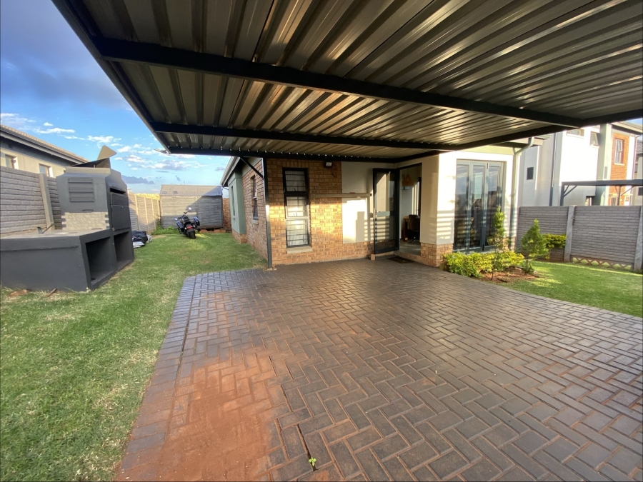 3 Bedroom Property for Sale in Lotus Gardens Gauteng