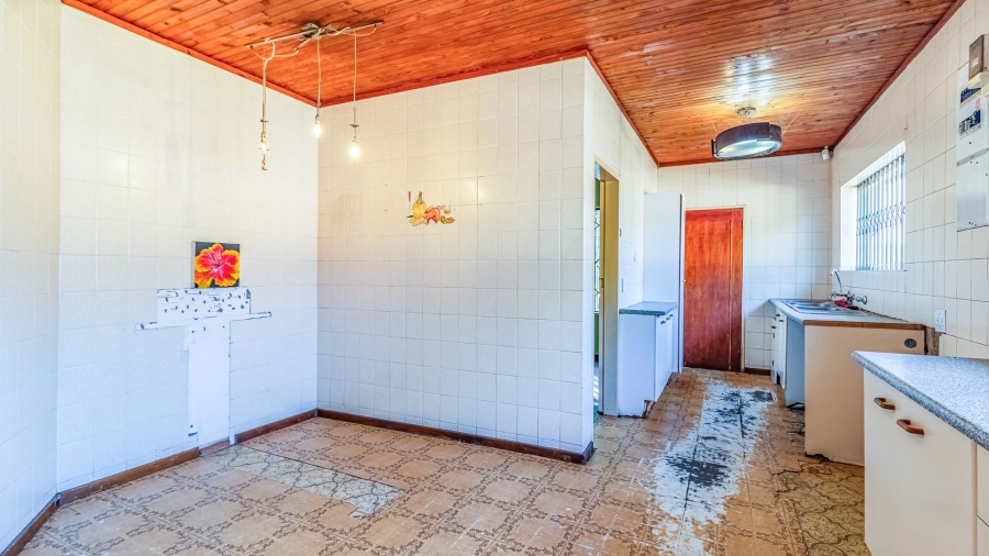 4 Bedroom Property for Sale in Lombardy East Gauteng