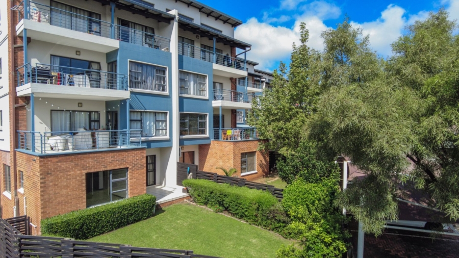 2 Bedroom Property for Sale in Greenstone Gate Gauteng